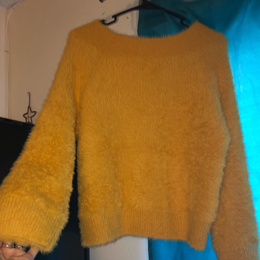 Charlotte Russe fuzzy sweater size X-Large